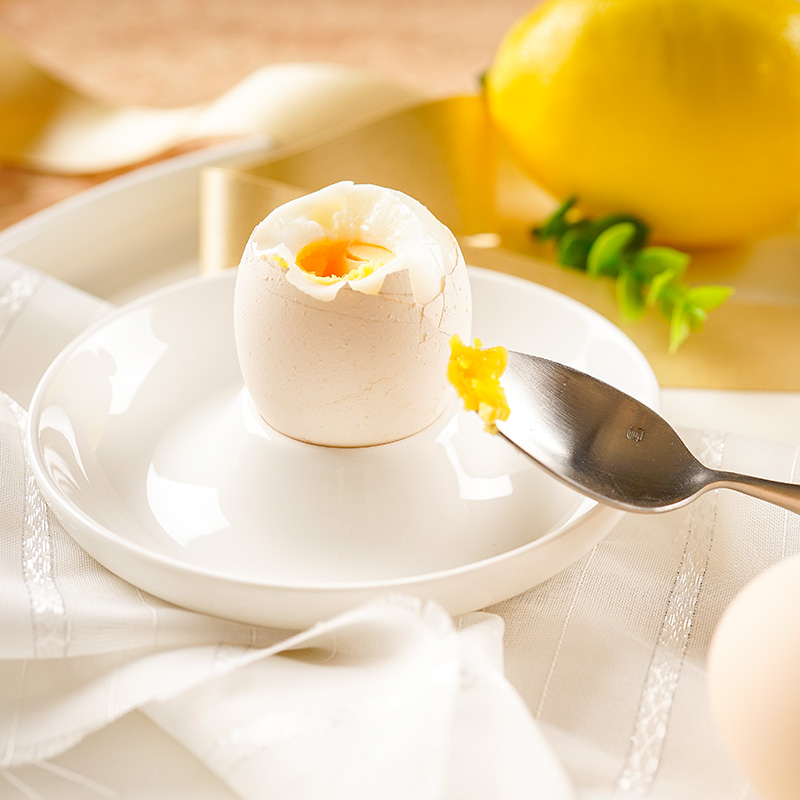 Ou strengthen porcelain egg ceramic egg holder frame creative egg cup practical egg egg egg cup table utensils