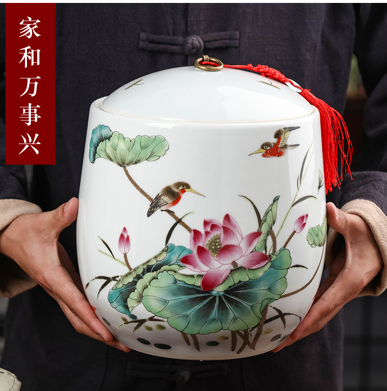 Caddy fixings ceramic seal pot store receives a large blue and white porcelain tea pot of pu 'er tea cake tin boxes