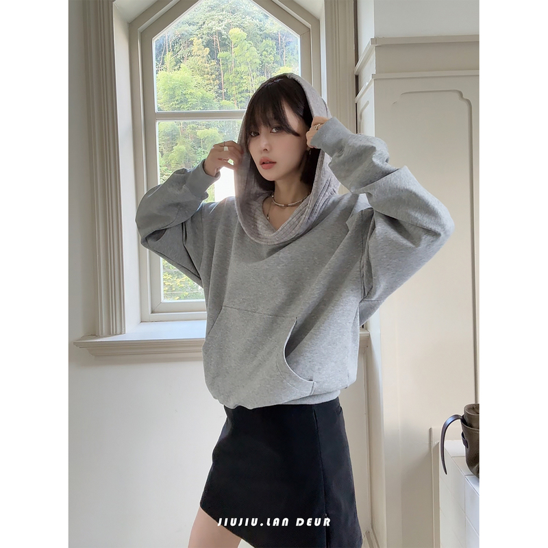 Lan Deur【Yuan Shan Nian】Designed Off-Shoulder Loose Pullover Hooded Sweatshirt for Women Lan Deur【Yuan Shan Nian】Designed Off-Shoulder Loose Pullover Hooded Sweatshirt for Women