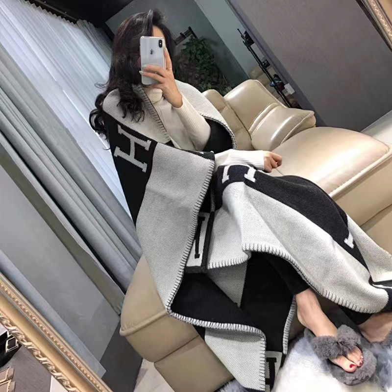 High-quality cashmere shawl/scarf for air-conditioned rooms, women's reversible thick cape/cloak, warm and versatile autumn and winter blanket
