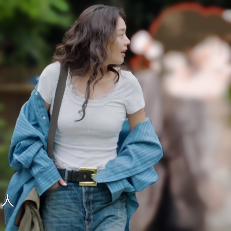 Clearance Price before Store Closing: Ma Sichen's Same Style White Lace Patchwork Low Round Neck T-Shirt, Short-Sleeved Slim-Fit Short Base Shirt