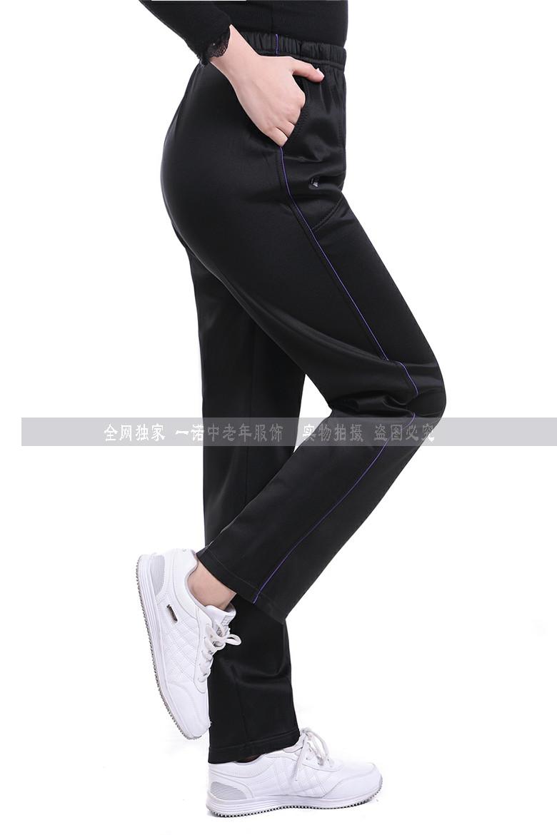 Cộng với chất liệu nhung dày của phụ nữ trung niên và người lớn tuổi mùa thu và mùa đông váy đầm tuổi trung niên