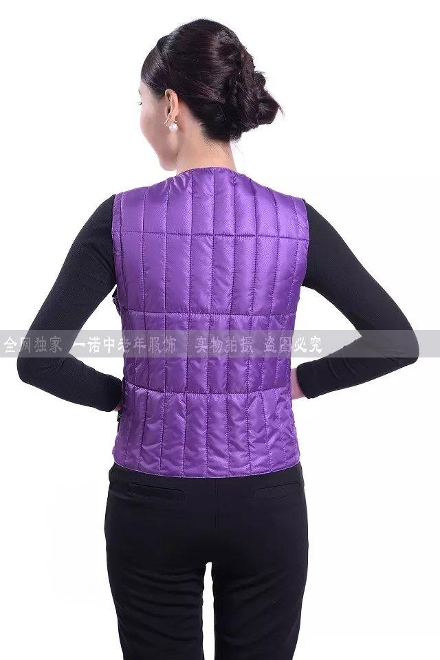 Mùa thu và mùa đông trung niên dày xuống áo vest nữ ngắn đoạn cỡ lớn vest ấm áo vest mẹ bó sát áo khoác nữ đẹp