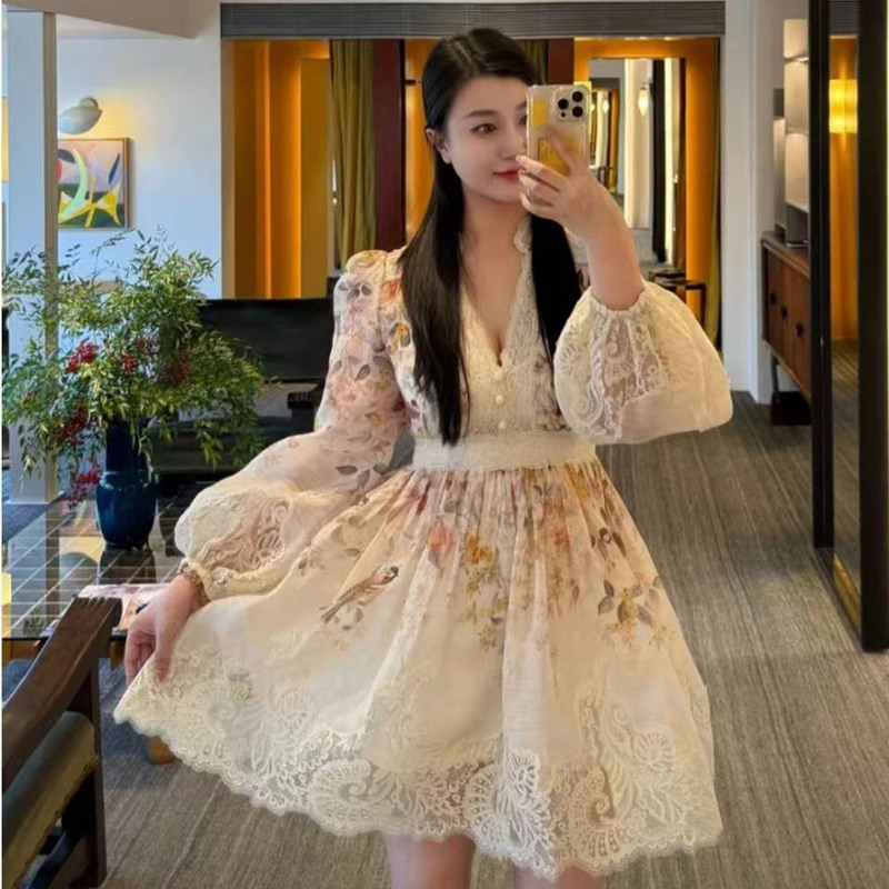 Zimm Australian Luxury Clothing High-End Custom 26 Spring/Summer Holiday New V-Neck Lace Print Lantern Long-Sleeve Short Dress