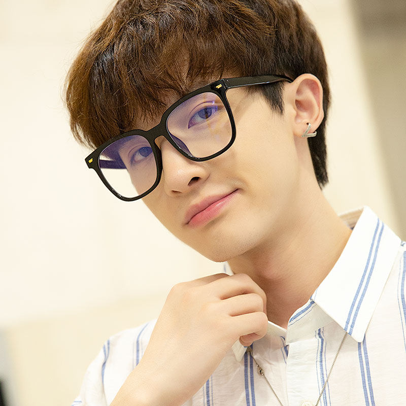 Black frame anti-radiation anti-blue light glasses men's trendy women's large-frame net red plain light computer mirror eye protection myopia