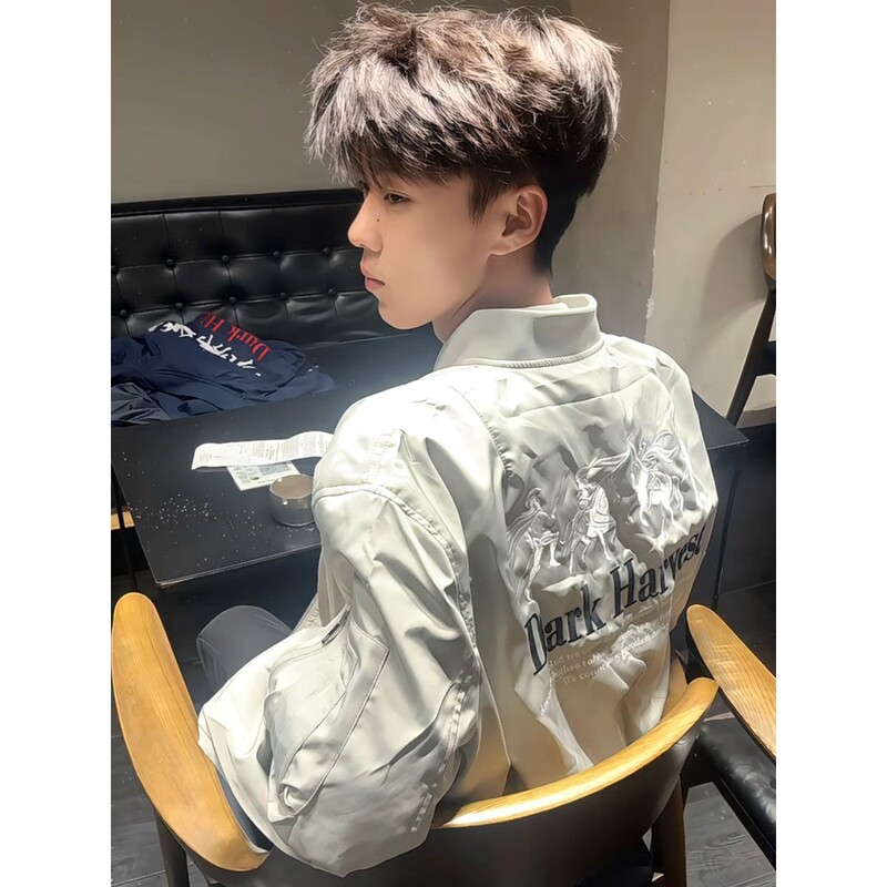 American-Style Trendy Brand Heavy Embroidered Flight Jacket for Men, Loose High-Street Youth Baseball Jacket for Spring and Autumn