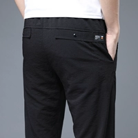 Черный (одинокий) размер маленький и рекомендуется снимать большой размер