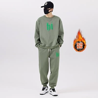 Военный зеленый плюс бархат