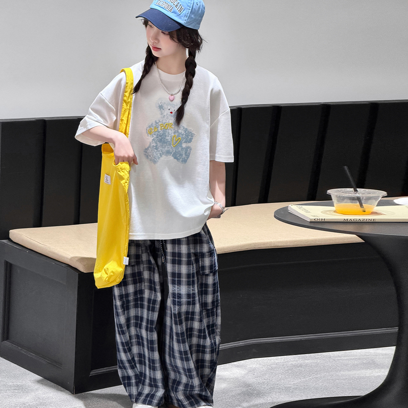 Girls' Short-Sleeved T-Shirt Summer Suit 2026 New Style for Middle and Large Children Loose Casual T-Shirt Cartoon Bear Pure Cotton Half-Sleeve