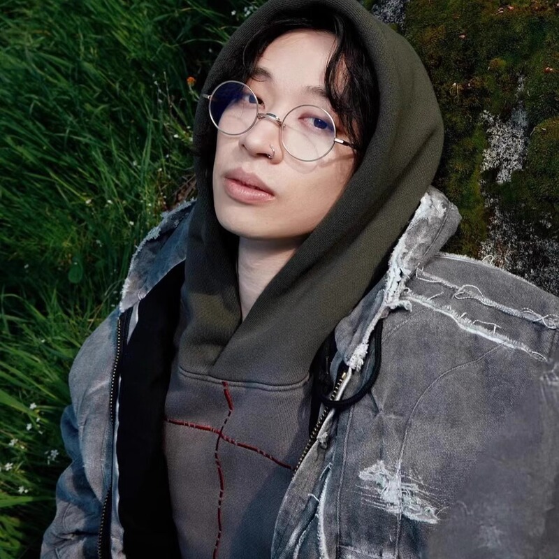 【Keshi Same Style】Wangxingyu Washed Vintage Spray-Dyed Cross-Stitch Long-Sleeve Hooded Sweatshirt