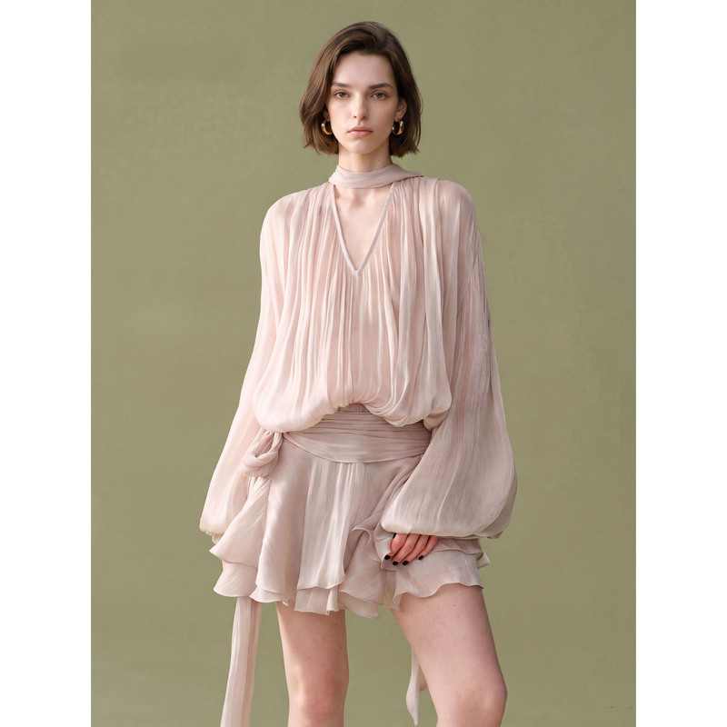 Slightly Translucent Starlight Texture V-Neck Ribbon Double-Layer Lace Lantern Long-Sleeve Elegant Short Dress with a Fairy-Like Aura