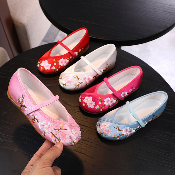 Girls embroidered shoes old Beijing children's handmade cloth shoes princess with ancient costume ethnic style spring and summer Tang suit Hanfu shoes