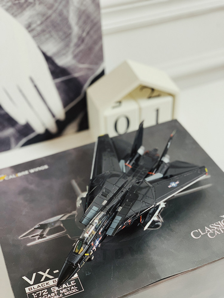 Calibre Wings USA F-14A Tomcat USN VX-4 BLACK BUNNY LIMITED