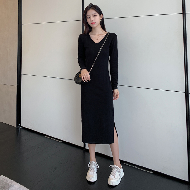 Black Dress for Women, Spring 2026 New Style, Long-Sleeved Dress with a Slit, Elegant Little Black Dress, Slimming Inner Dress