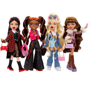 Коллекционная кукла в коробке (Bratz) Bates 2024, 9 см — Cloe, Jade, Sasha, Yasmin
