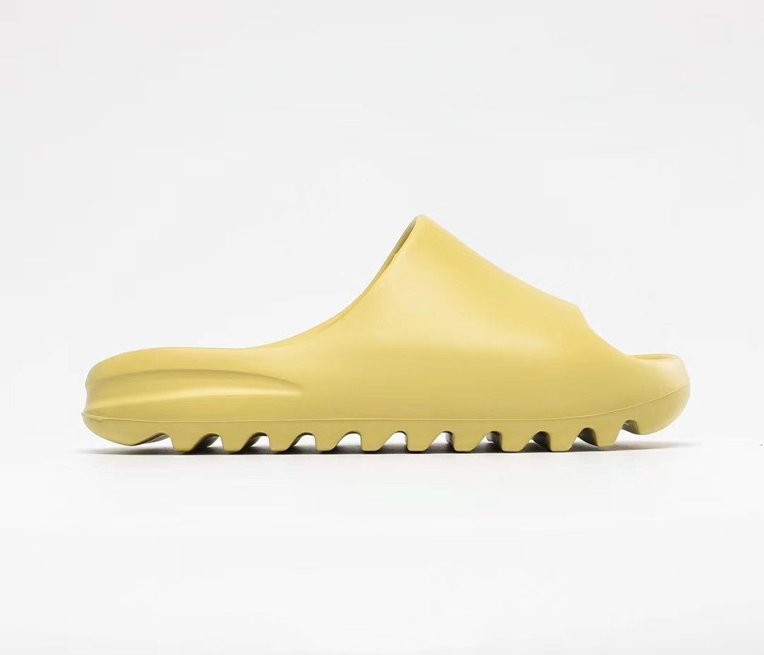 Sand ColorPutian Coconut slipper male summer Wear out soft sole non-slip motion Sandals yeezy   slide lovers Sandals female