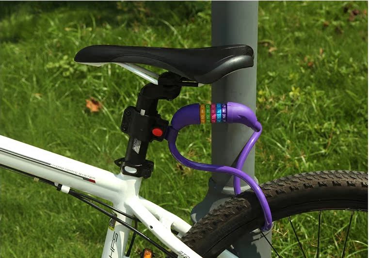 Chaîne de vélo - Ref 2379246 Image 17