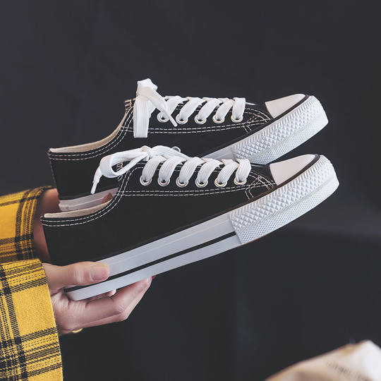 小白鞋学生男女情侣夏季帆布鞋休闲新款百搭板鞋系带低高帮球鞋子