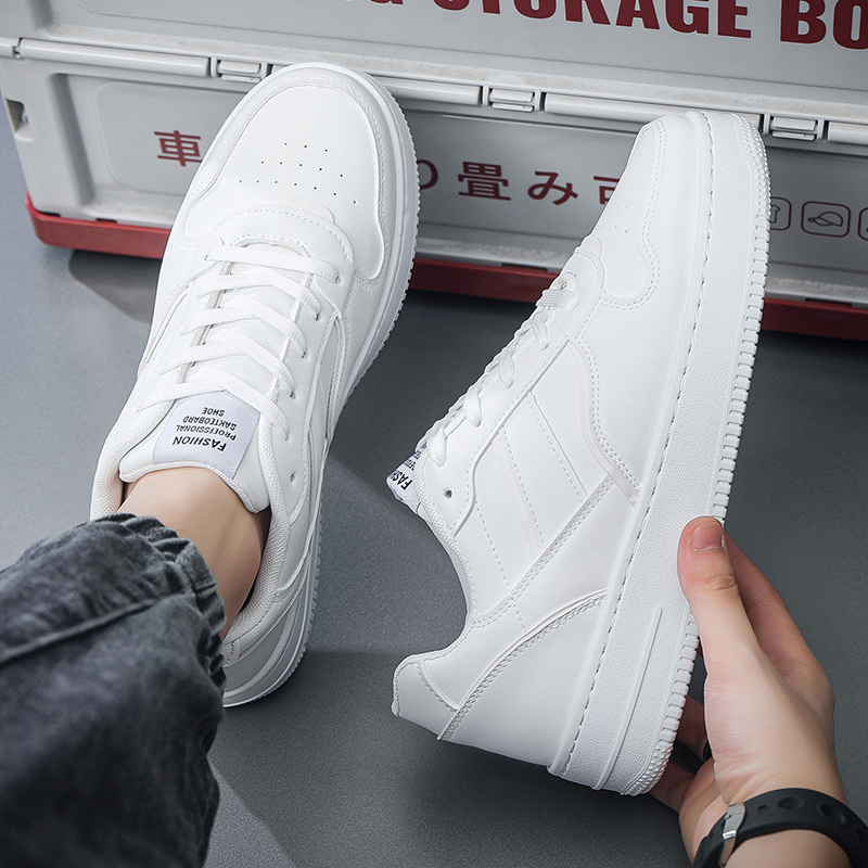Men's White Sneakers 2026 New Spring and Autumn Sports Casual Shoes Versatile Breathable White Board Shoes for Men