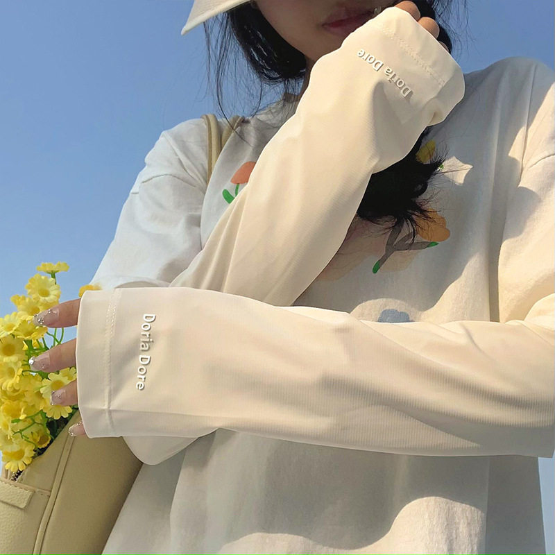 2026年新スタイル シルクプロテインアイススリーブ（女性用）、高級日焼け防止スリーブ、UVカット、ゆったりフィット、サイクリングに最適