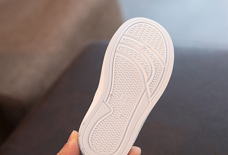 Детский сад комнатный Обувь 2024 весна удар Толкать ребенок холст обувь ребенок воздухопроницаемый легкий скольжение мальчиков обувь 