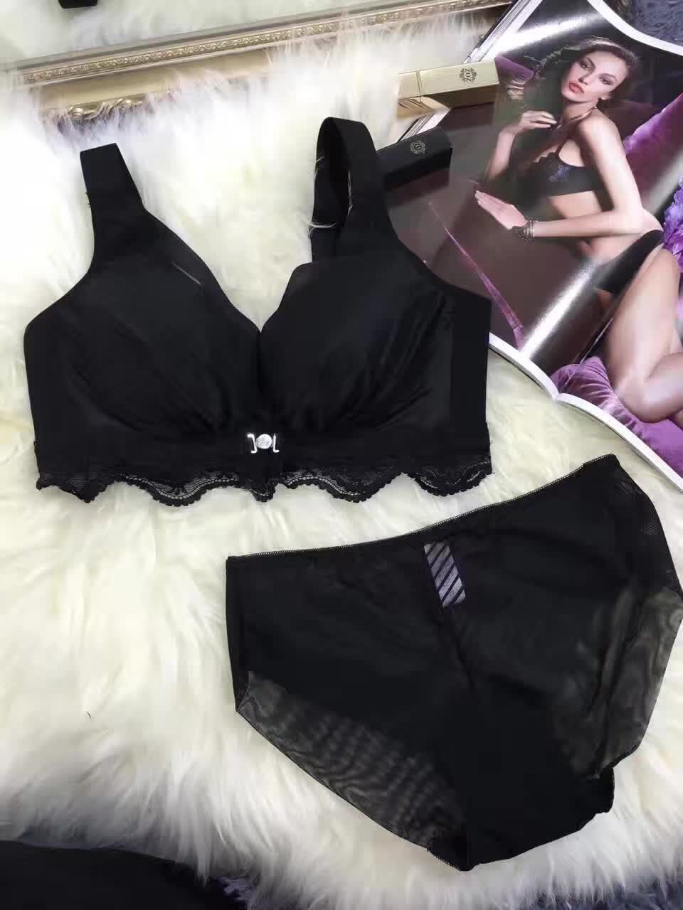 Yueqiao Secret Garden mà không có một vòng thép nam châm phía trước bucklelace áo ngực ngực nhỏ tụ tập sexy tổ ong đồ lót không được đánh dấu.