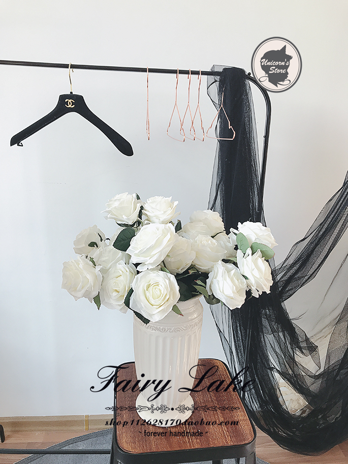 Legal Romantic Fresh Elegance White ROSE FINISHED PRODUCT EMULATION FLORAL SUIT-LIKE BOARD ROOM WEDDING DRESS SHOP