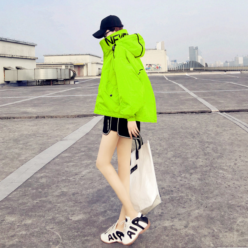 Fluorescent green sun protection clothing women's jacket summer thin section 2021 new short letter cardigan hooded sun protection clothing tide
