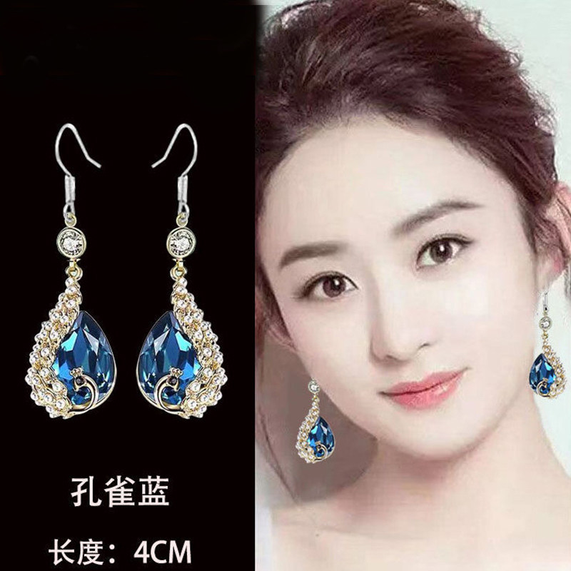 Fatal Gaze retro earrings 2022 new hypoallergenic simple light luxury earrings goddess fan temperament earrings