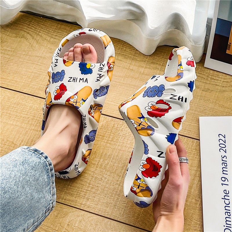 Hongxing Red Stark slippers men's outside wearing summer non-slip and anti-stink feeling cool towed outdoor beach sandals sandals shoes