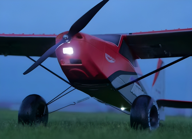 Ruisen Model Factory Direct Sales Small Tundra 1300mm Wingspan Pnp with Float Tube