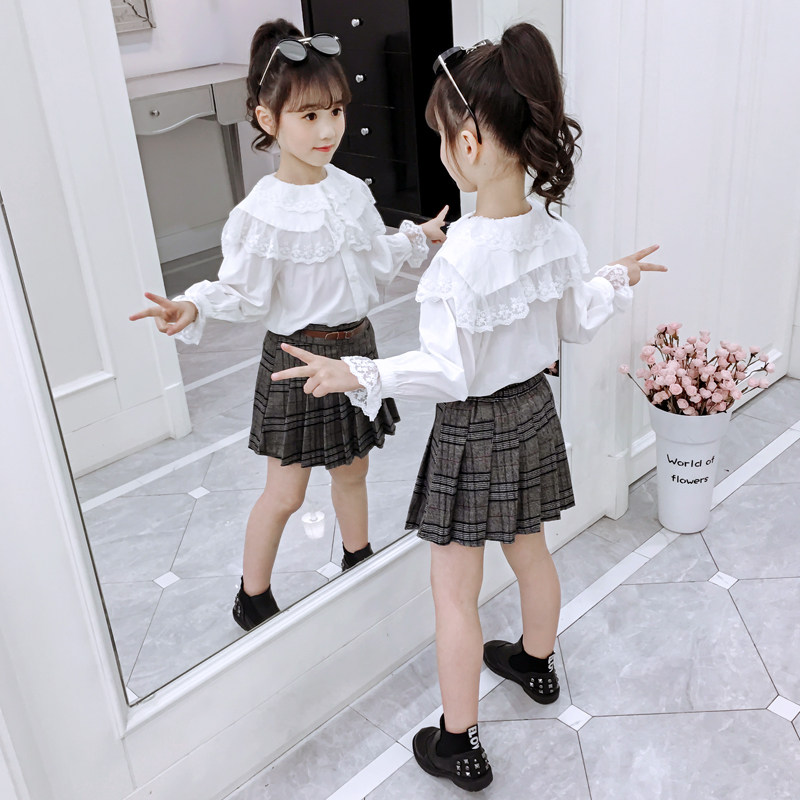 Girls' white shirt 2022 new spring shirt Korean version of the spring and autumn foreign style children's net red princess small fragrance top
