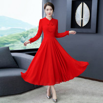 2021 popular womens new spring and autumn red dress temperament waist slim chiffon big pendulum long skirt solid color