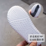 Детская спортивная обувь для раннего возраста для мальчиков, мягкая подошва, модель весна/осень 2024 года