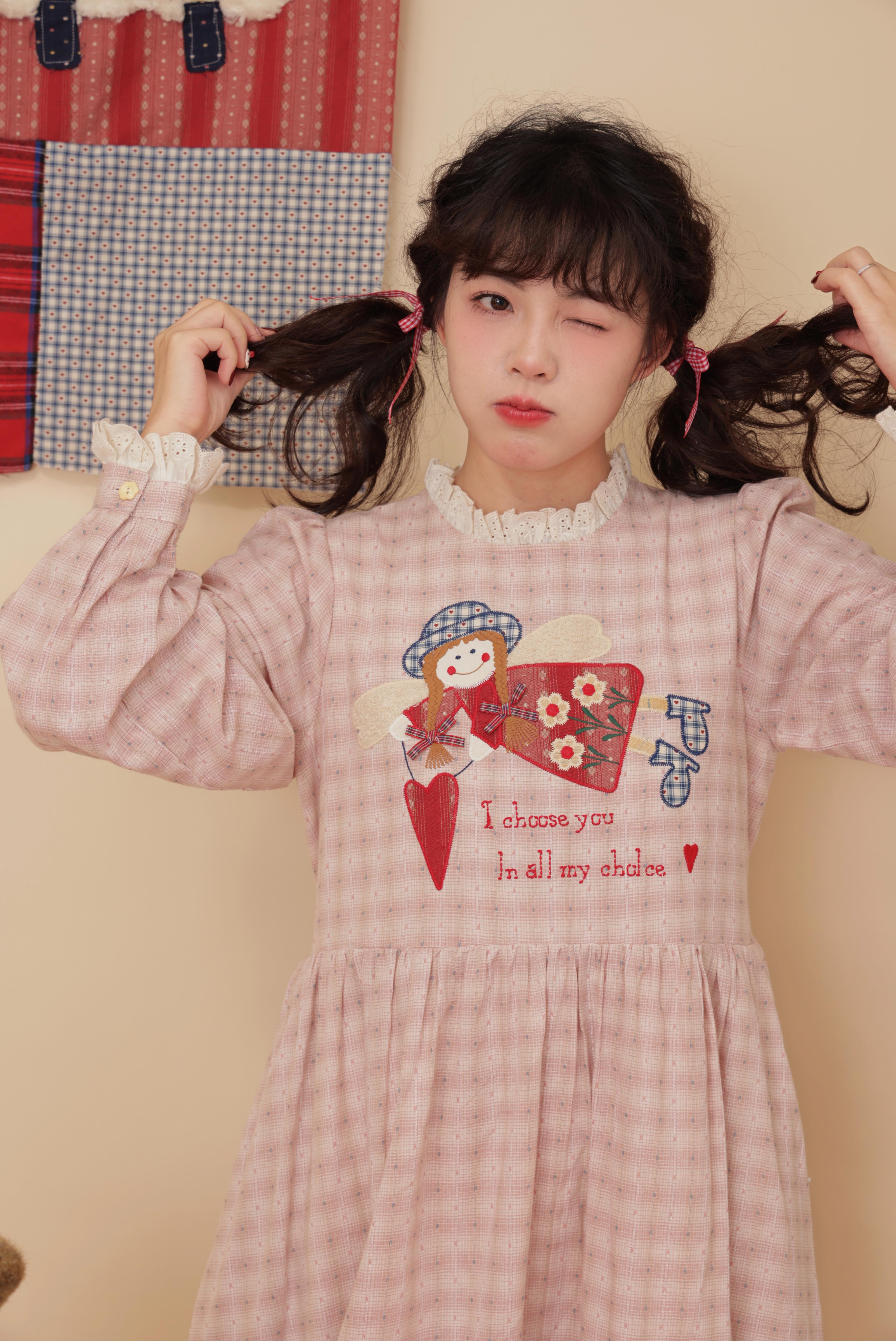 ツーピースドレス ストラップワンピ レトロ ブロックチェック柄 レトロガーリーリトルエンジェル刺繍チェック柄レースカラー