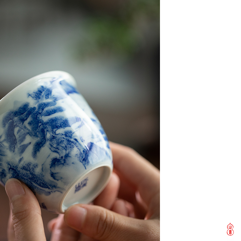 Blue and white pavilion day green room Gao Shanyuan cup of jingdezhen ceramic hand - made kung fu tea cup single CPU