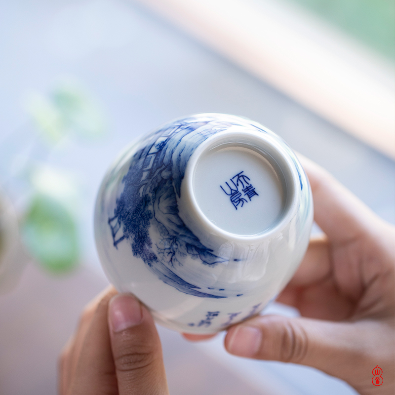 Castle peak day room the month "according to the atrium hand - made porcelain cups of jingdezhen ceramics sample tea cup high - end kung fu tea cup