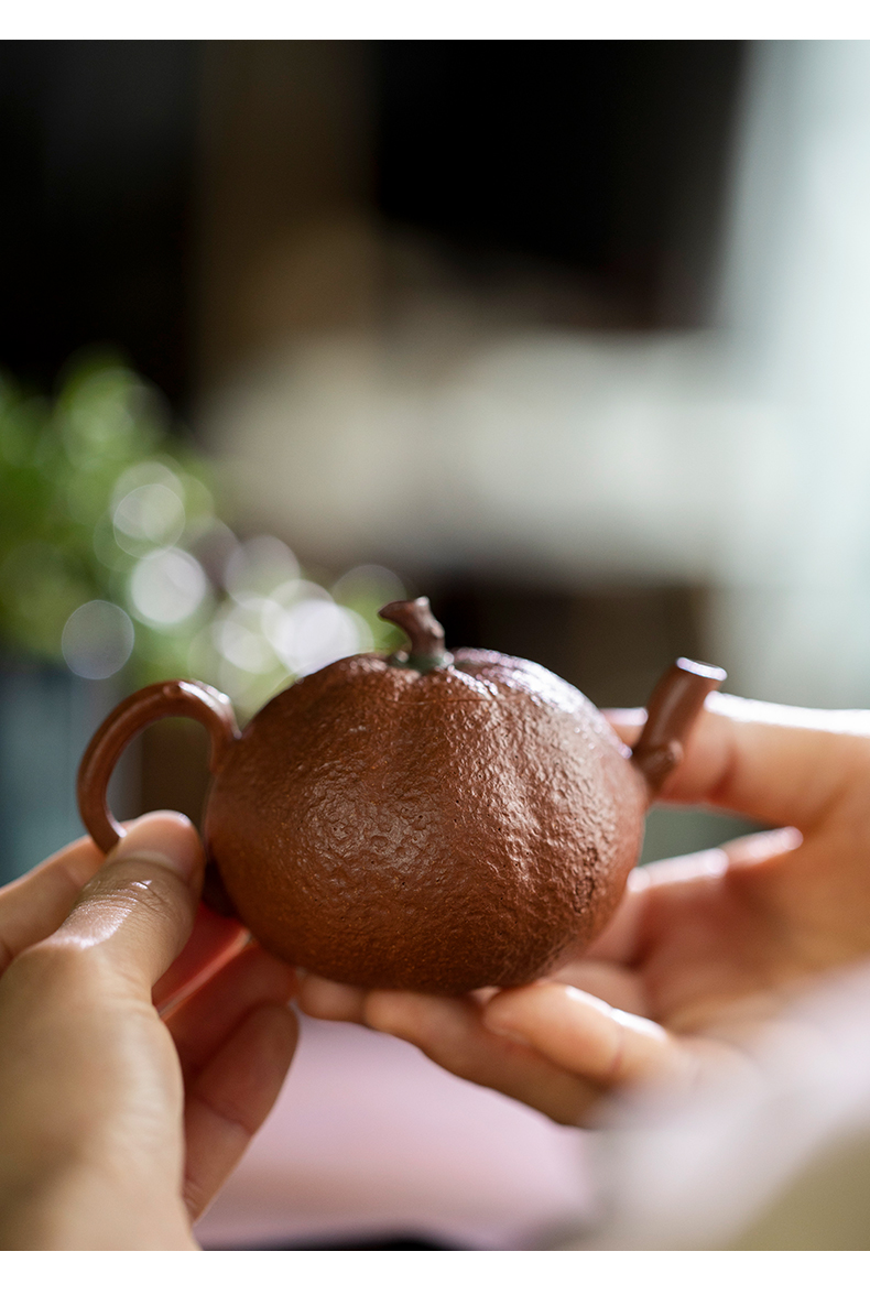 Yixing all hand it Liao Xiaoyi red down slope mud well it bionic pepino pot of 140 ml