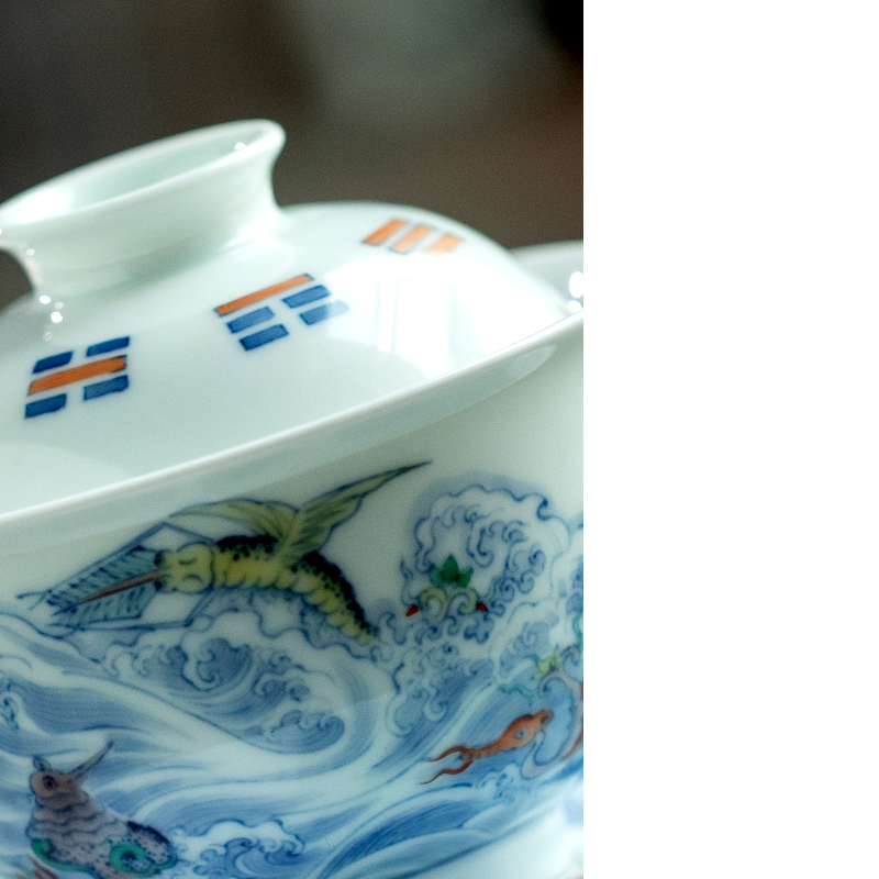 Qin Qiuyan bucket color sea monster grain tureen jingdezhen pure manual three high - end tea sets tea tureen ceramic bowl