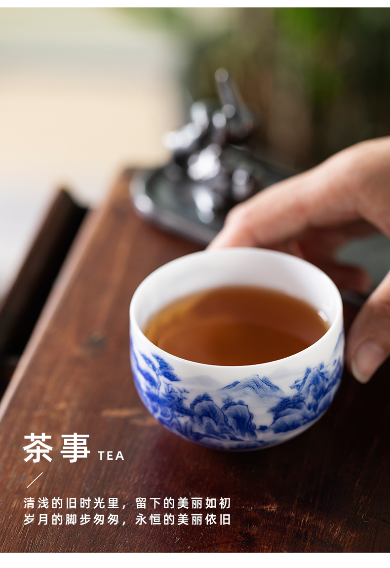 Mountain sound ocean 's hometown of blue and white was hand - drawn cup of pure manual master cup large sample tea cup jingdezhen tea cups