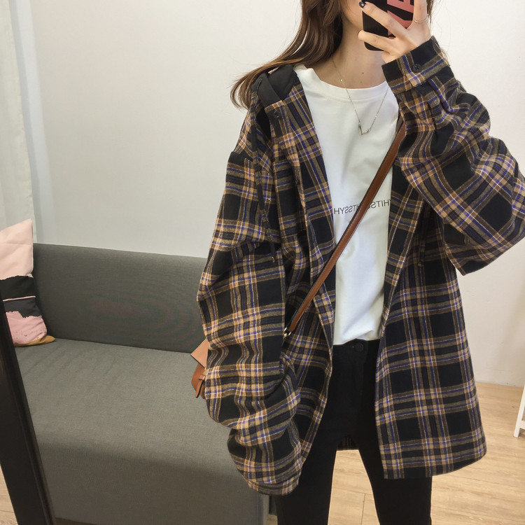 Plaid Shirt Woman 2021 Fall New Lazy Loose Lenny in the Korean version Long version of the shirt Leisure Lianhood jacket