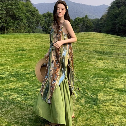 Bohemian Printed Spaghetti Strap Dress for Women, Yunnan Dali Vacation Green Oil Painting Tie-Up Long Dress, Irregular Skirt