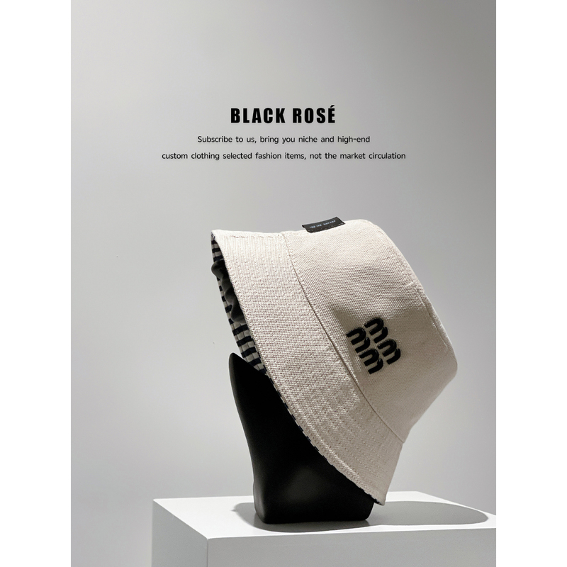Black Rosé/ Popular Recommendation Unique Amiu Double-Sided Bucket Hat That Makes the Face Look Smaller for Women