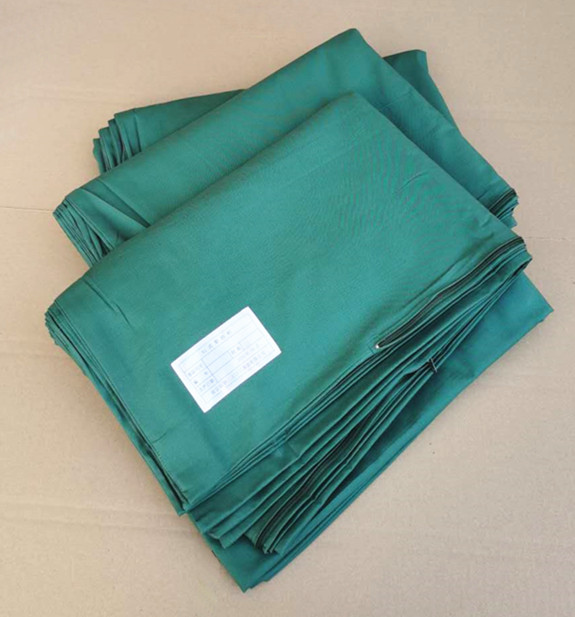 Olive Green Solid Four Corner Velcro Zipper Single Comforter Cover