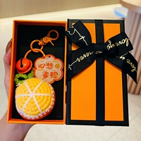 Трикотажный брелок ручной работы, подарочная коробка