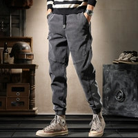 Темно-серый