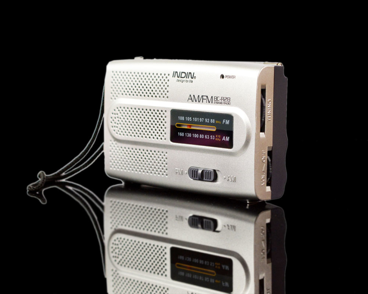 Máy nghe nhạc MP3 FPT Máy nghe nhạc cầm tay mới Walkman AM FM mini ông già radio nhỏ FM nhỏ - Máy nghe nhạc mp3 máy nghe nhạc samsung