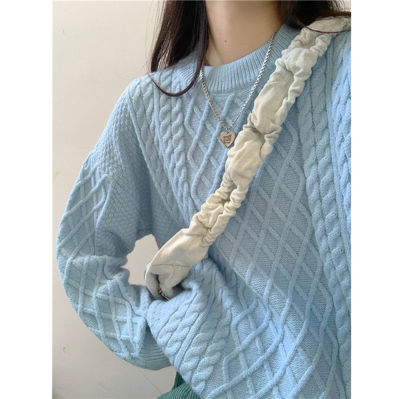 Blue - haired sweater is loose to wear a new gentle wearing sweater in autumn and winter 2022