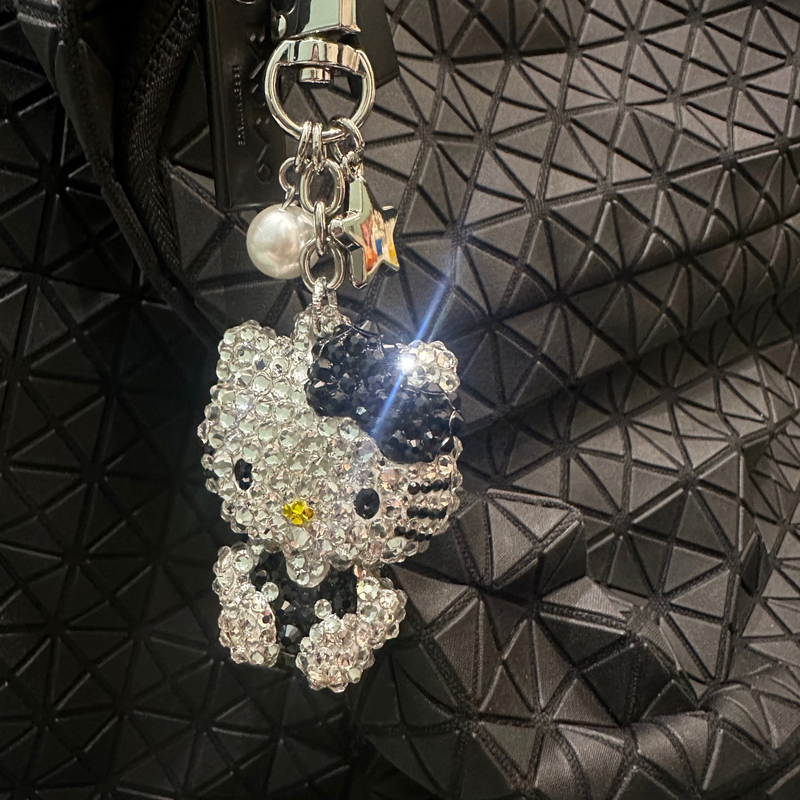 Full Diamond 3D Kt Bag Pendant Cute Pink Rabbit Frog Wheat Cartoon Keychain for Women Full Diamond 3D Kt Bag Pendant Cute Pink Rabbit Frog Wheat Cartoon Keychain for Women