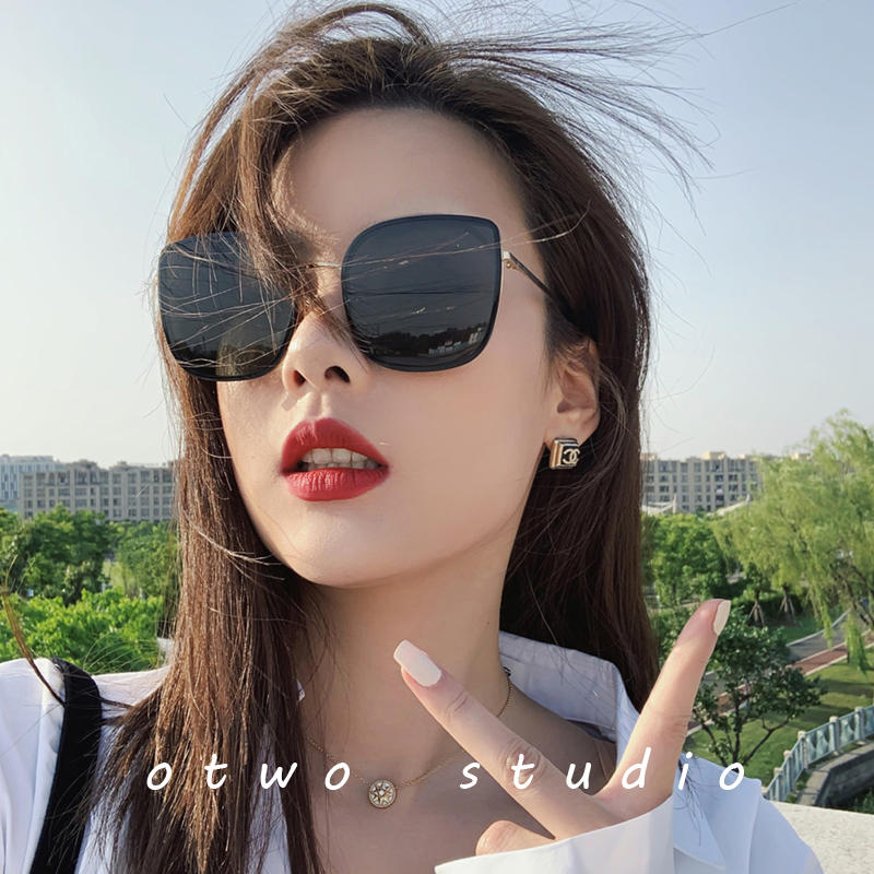 Hong Kong Korean version of the trendy bibi sunglasses women's summer sunscreen anti-ultraviolet advanced sense sunglasses fashion big face looks thin
